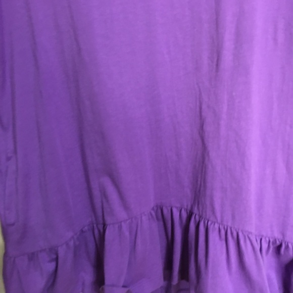 LOGO Sm short sleeve 2 pockets high low hem. - Picture 2 of 12